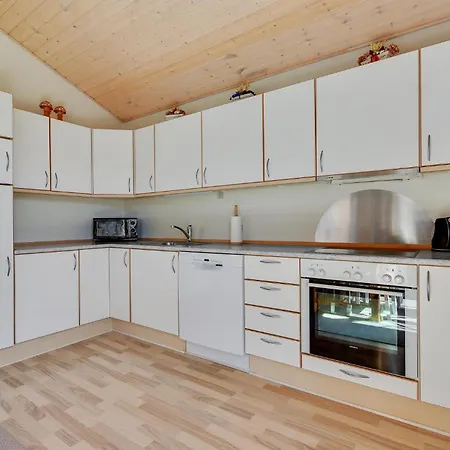 Marina Fiskenaes Ferienhaus *